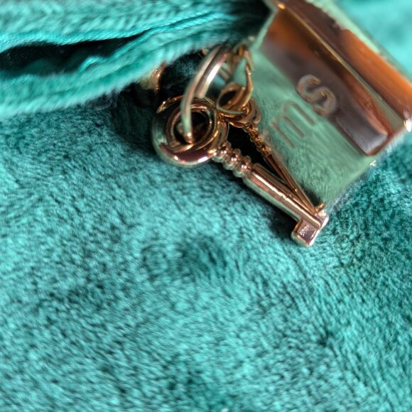 RMS Beauty Limited Edition Artist Pouch | Green - Picture 8 of 16